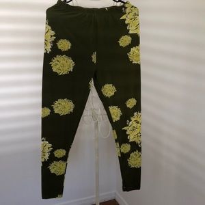 LulaRoe Floral  Green and Yellow TC Leggings